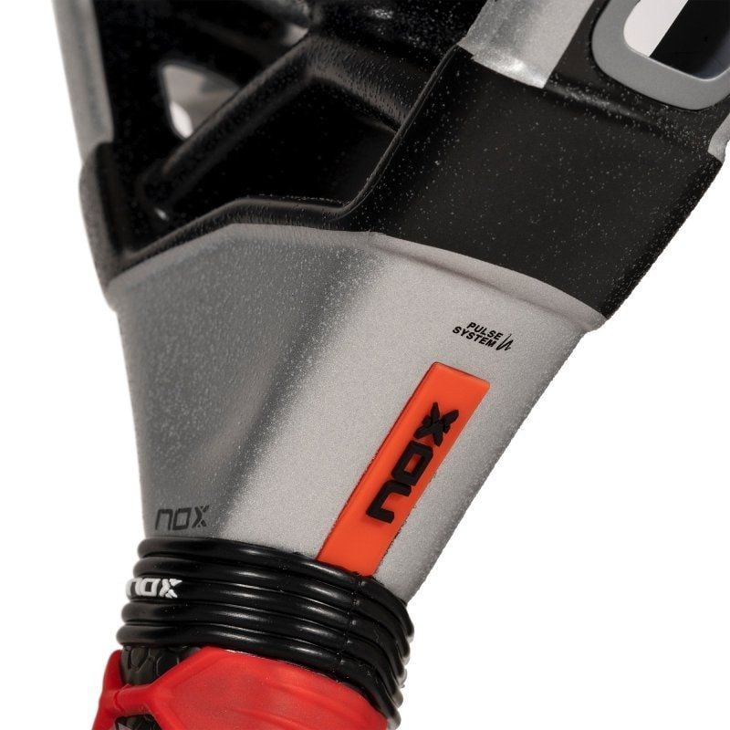 Pala de Pádel NoxSport AT10 Luxury Genius 18K 2024 (Agustin Tapia)